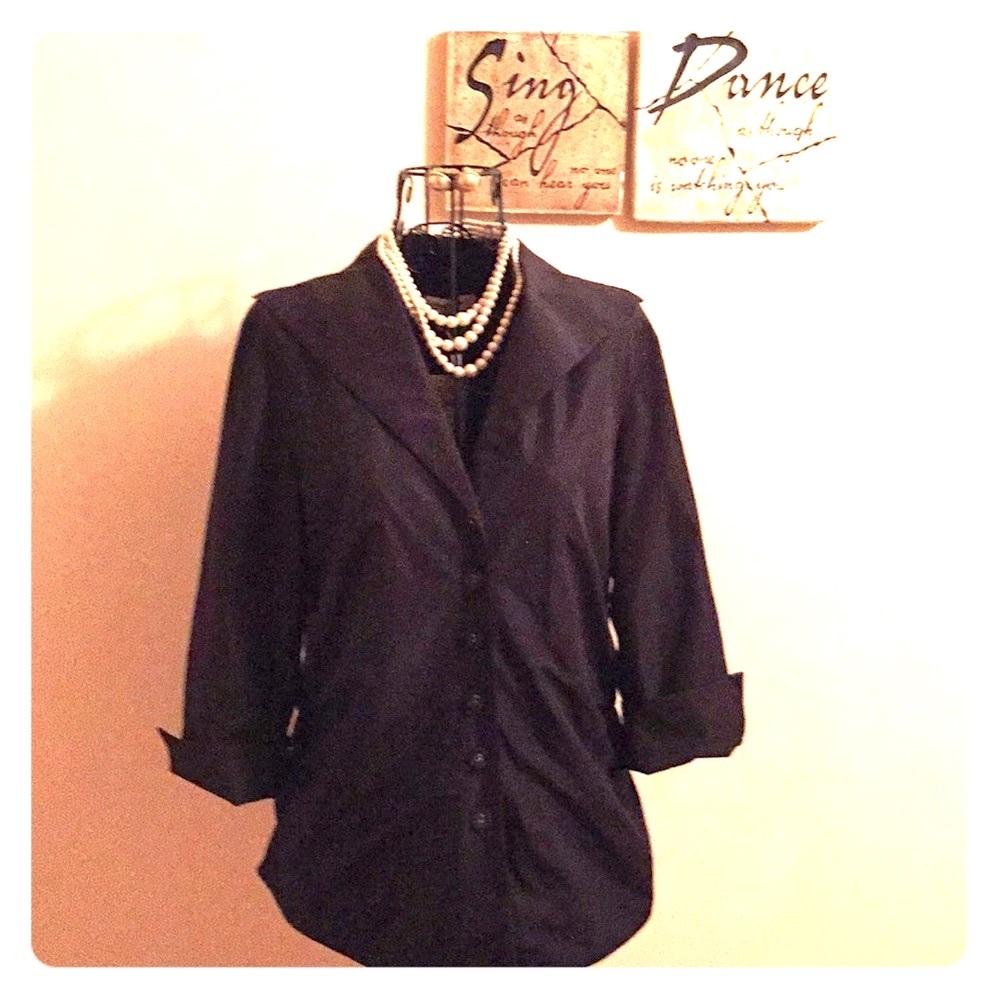 💲🔻NWT Formal Black Shawl Collar Blouse